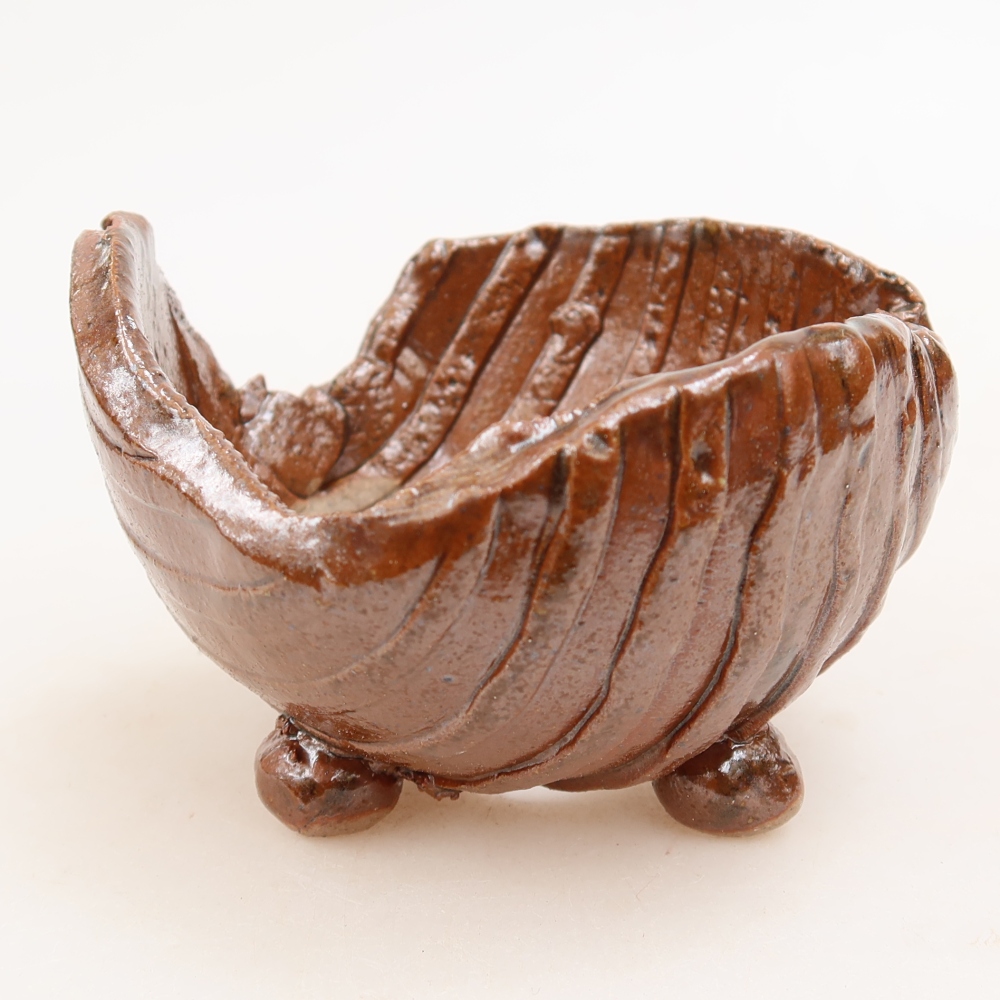 Keramisch Schelp 9 x 8,5 x 6 cm , kleur bruin