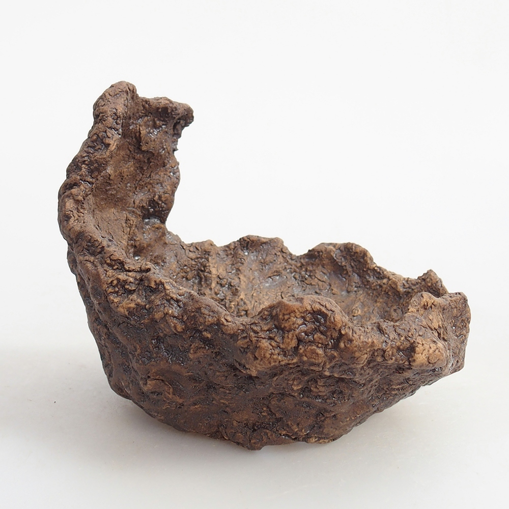 Keramisch Schelp 10 x 9 x 9 cm , kleur bruin