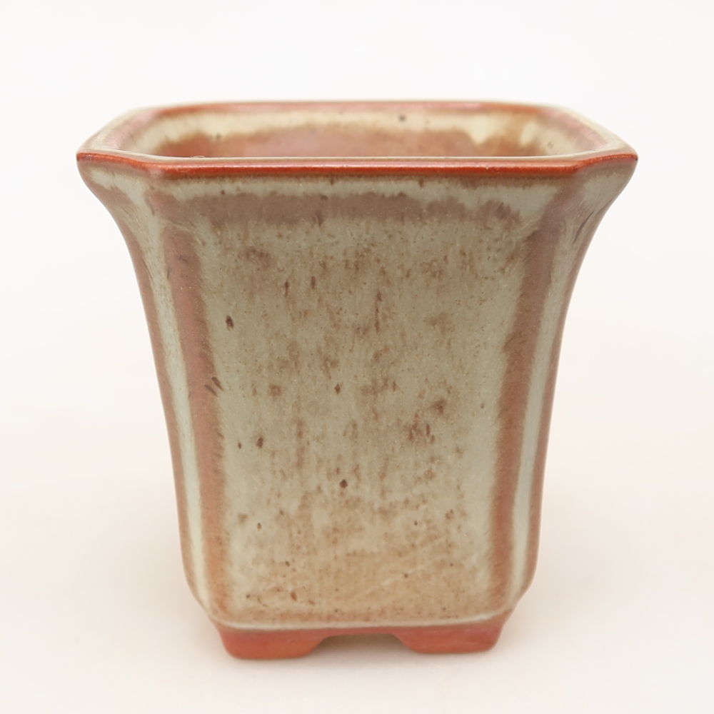 Keramische schaal  6,5 x 6,5 x 7 cm, kleur: beige