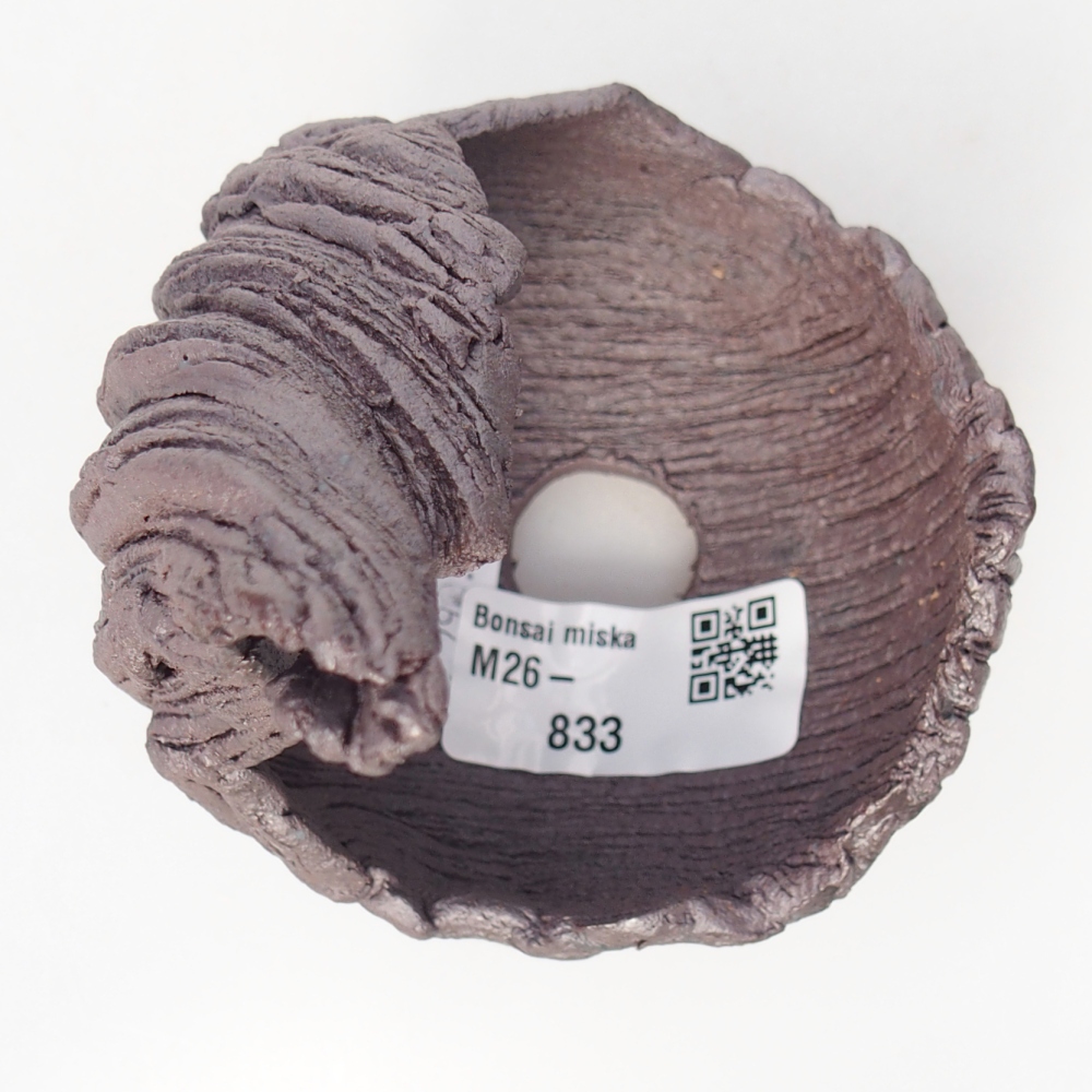 Keramische schaal 7,5 x 8 x 12,5 cm , metaalkleur