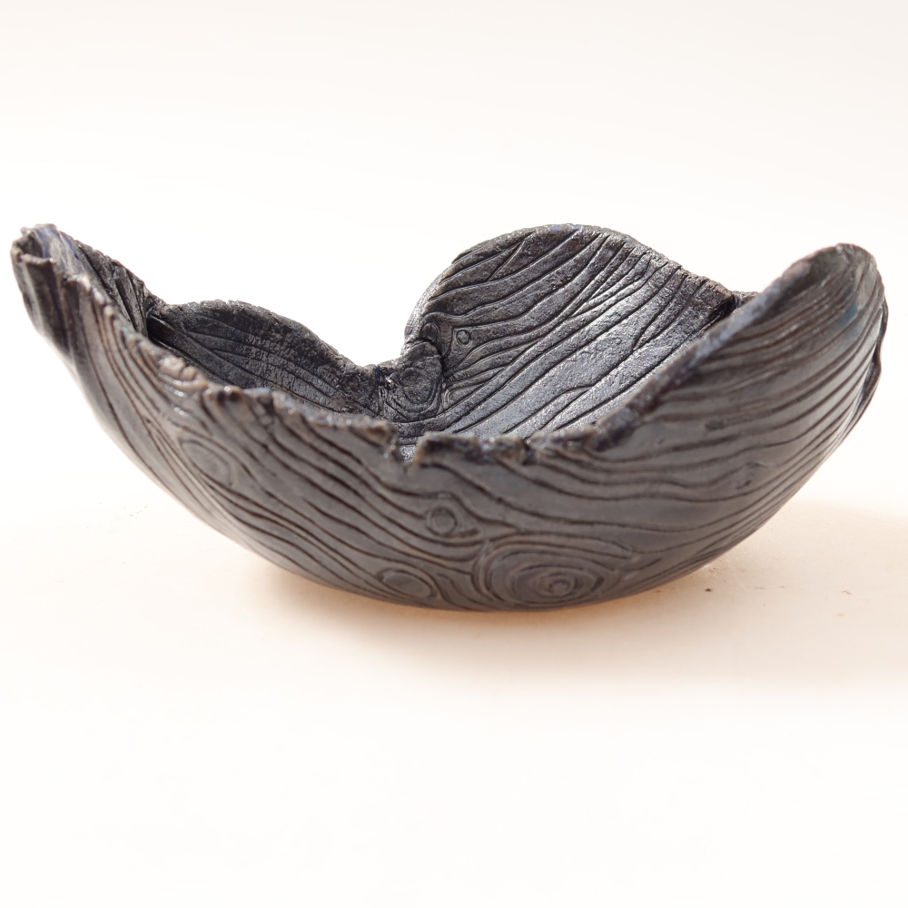 Keramische schaal  15,5 x 12 x 6,5 cm, kleur groen