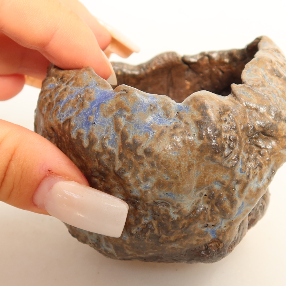 Keramische schaal  7 x 7 x 6 cm, kleur blauwbruin