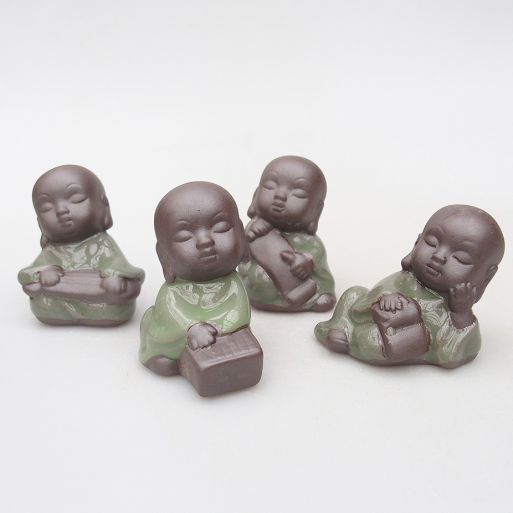 Keramisch beeldje 4st