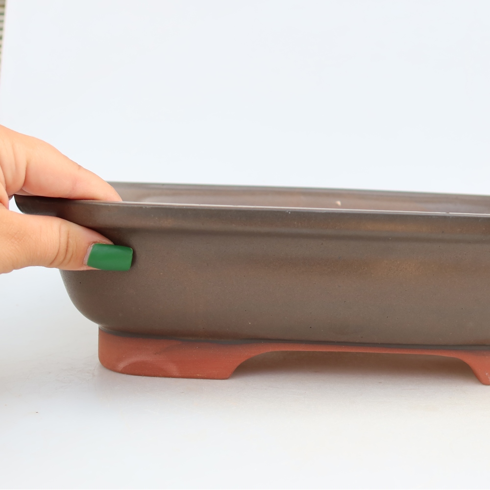 Keramische schaal  33,5 x 26 x 8 cm, kleur bruin