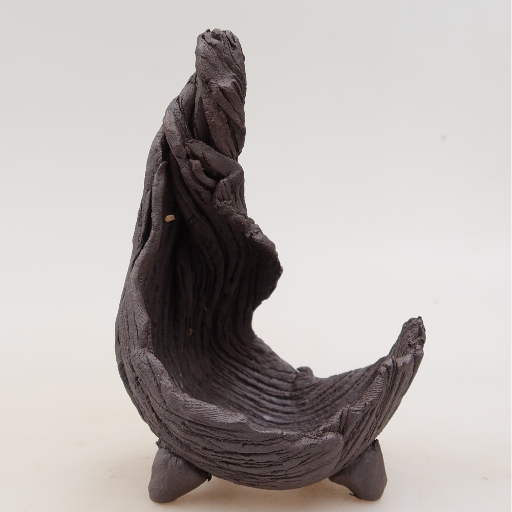 Keramische schaal  7,5 x 7,5 x 13 cm, kleur bruin