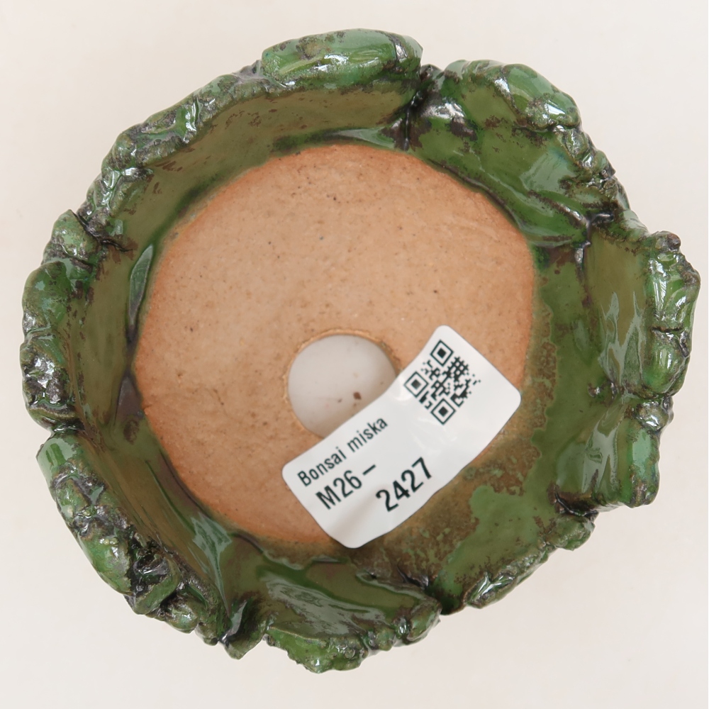 Keramische schaal  9 x 8,5 x 7 cm, kleur groen