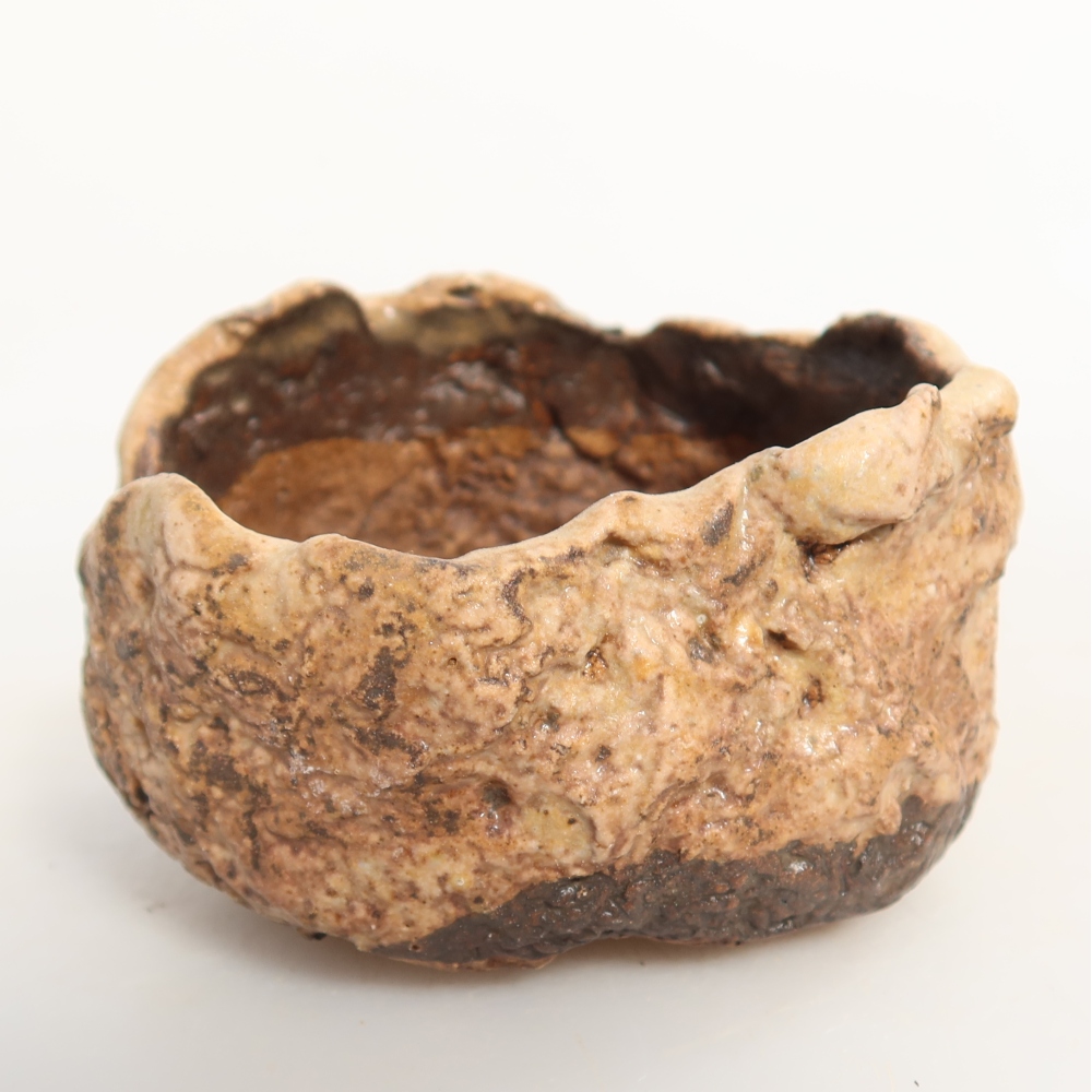 Keramische schaal  7,5 x 6,5 x 5 cm, kleur bruin