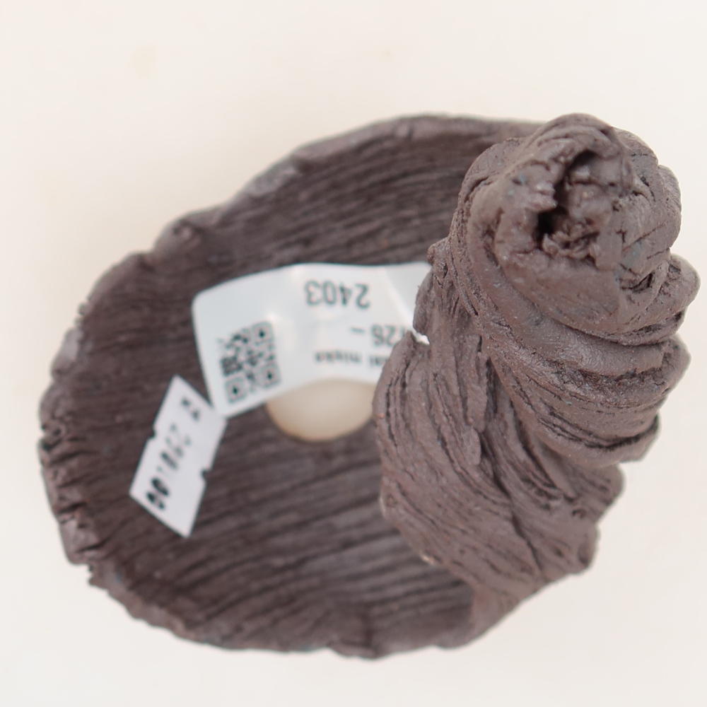 Keramische schaal  7,5 x 7,5 x 13 cm, kleur bruin