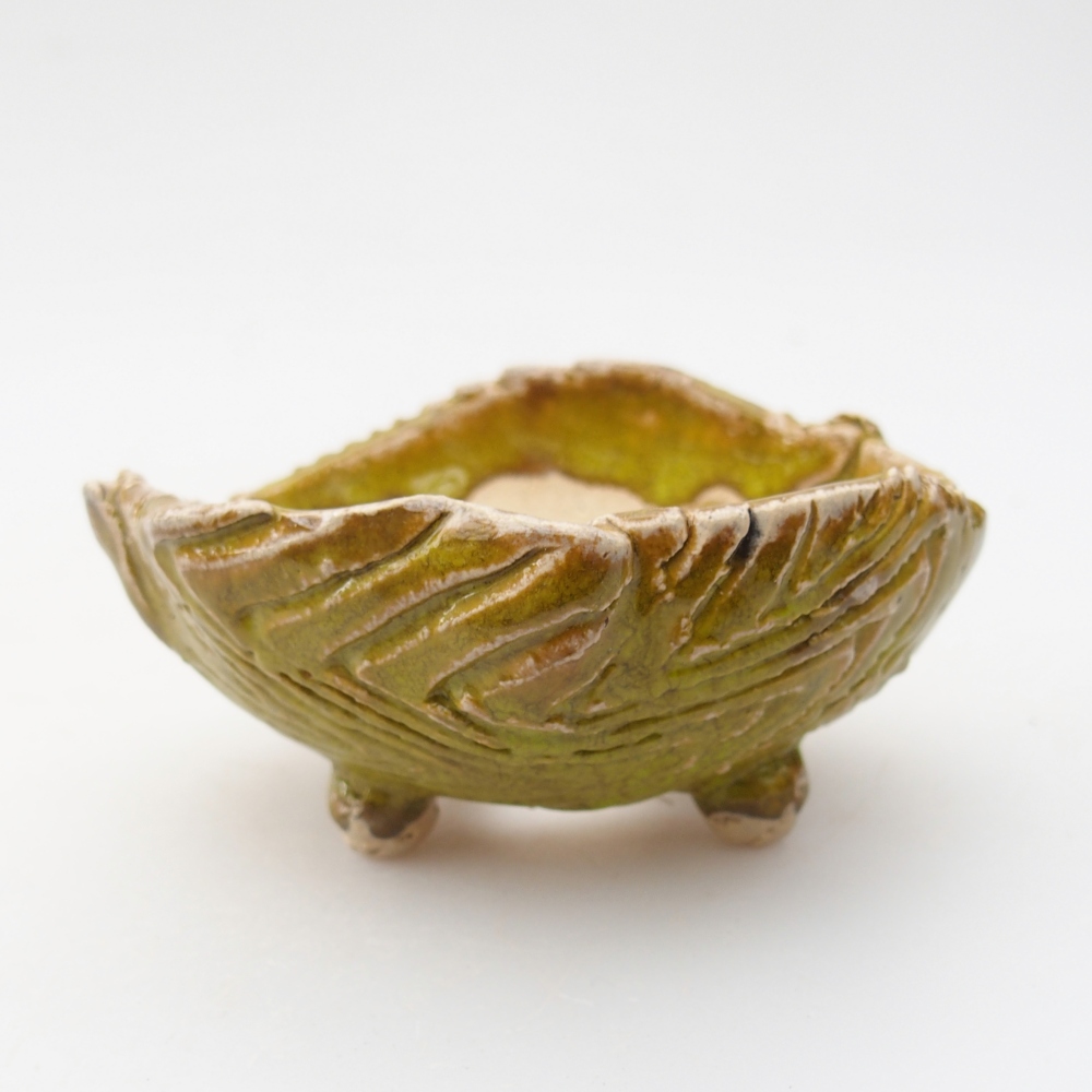 Keramische schaal 9 x 8,5 x 5 cm , geel