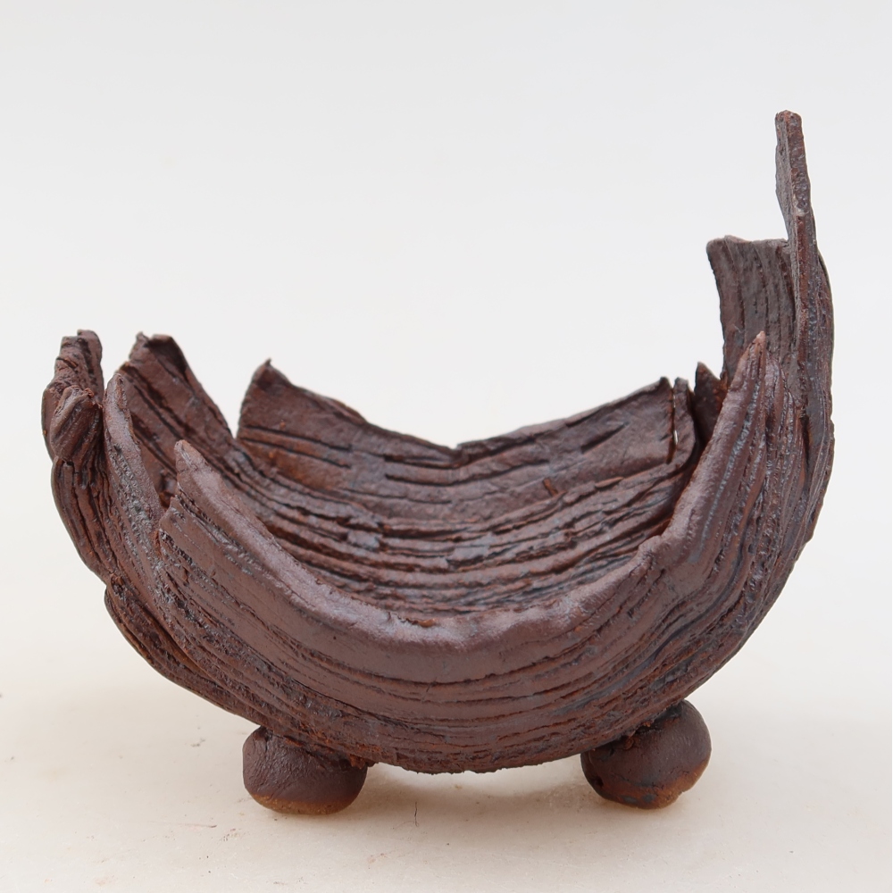 Keramische schaal  9,5 x 8,5 x 9 cm, kleur bruin