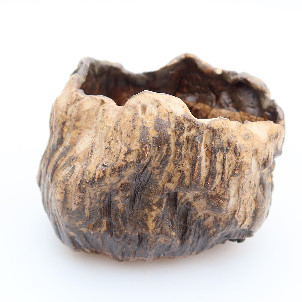 Keramische schaal  6,5 x 5 x 6 cm , kleur bruin