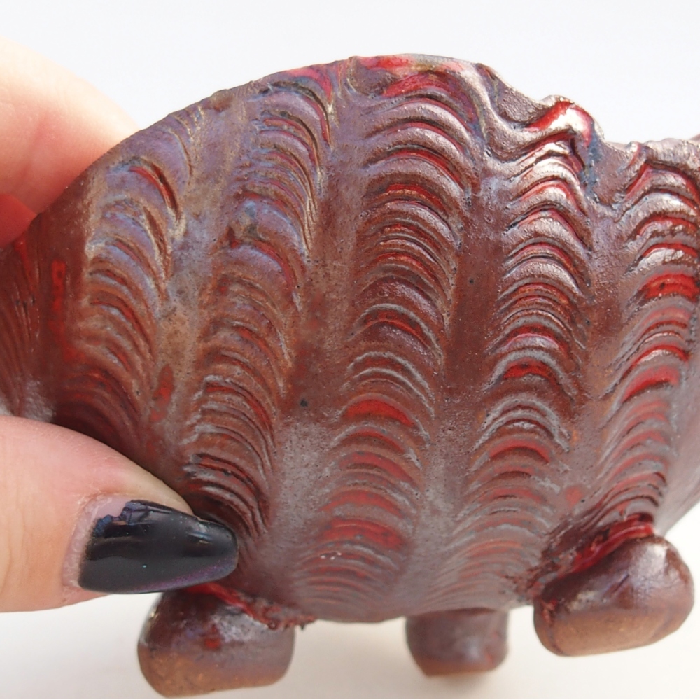 Schelp van keramiek 10 x 10 x 8 cm , kleur bruin