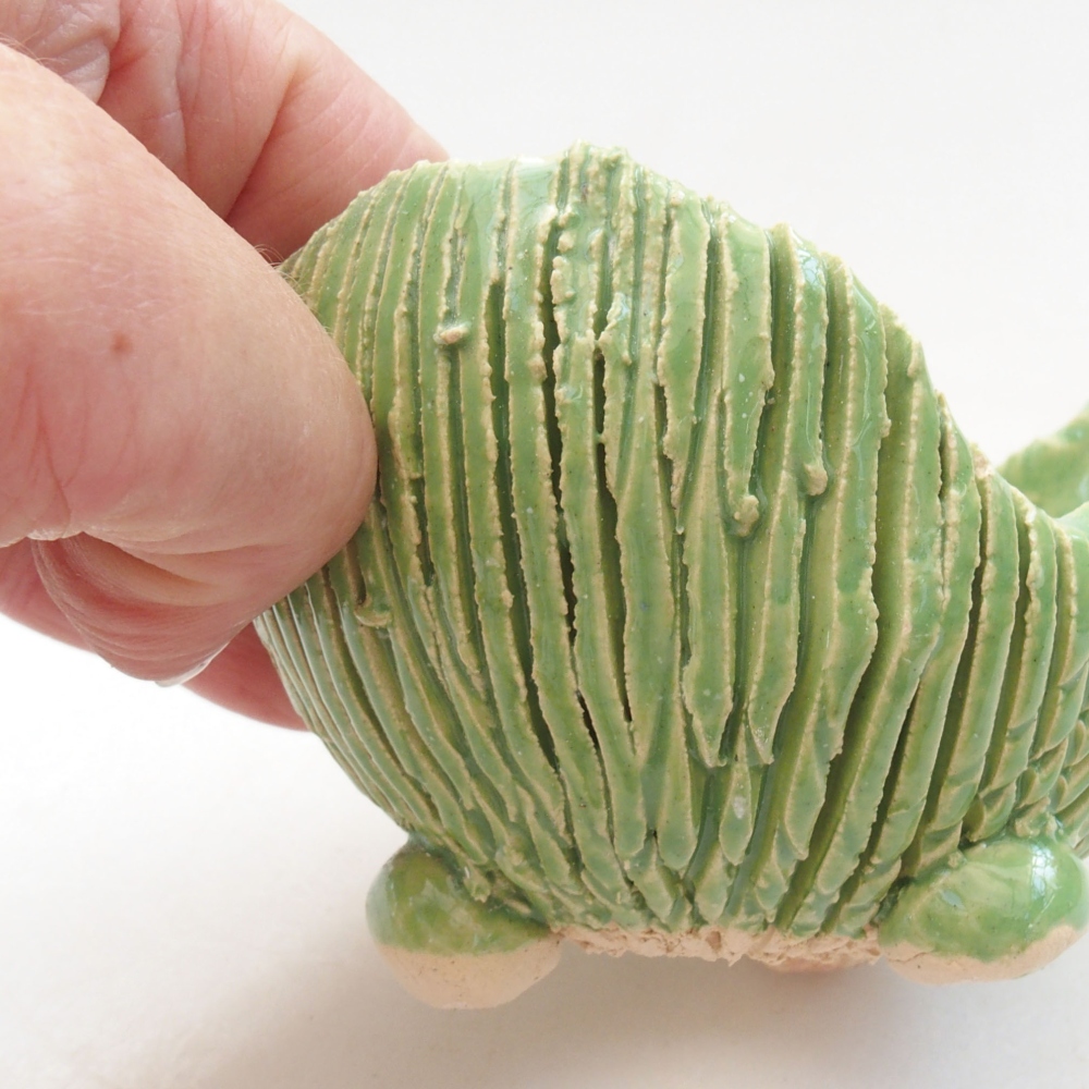 Schelp van keramiek 7,5 x 7,5 x 5,5 cm , kleur groen