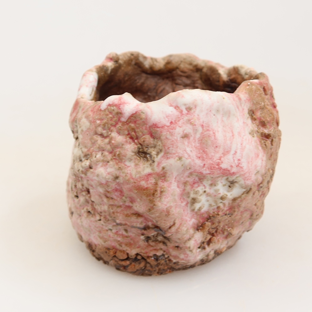 Keramische schaal  4,5 x 4,5 x 5 cm , kleur roze