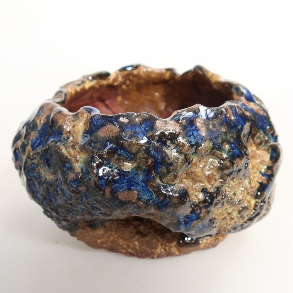 Keramische schaal  7,5 x 7 x 5,5 cm, kleur blauwbruin