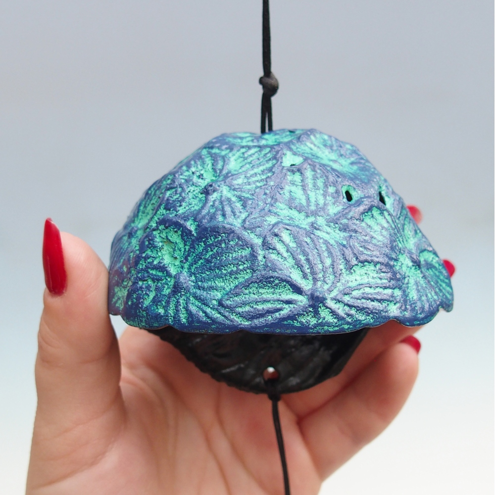 Metalen bel, kleur blauwgroen