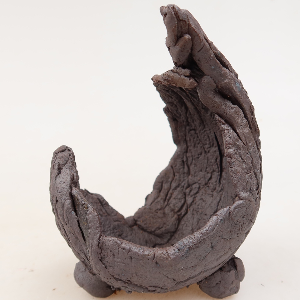 Keramische schaal  7,5 x 7 x 11,5 cm, kleur bruin