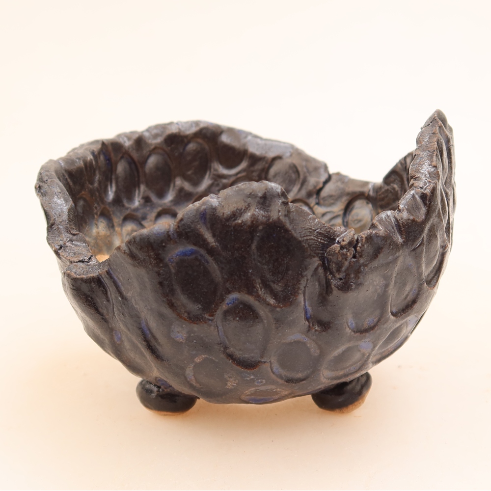 Keramische schaal  10,5 x 10 x 7,5 cm, kleur zwartblauw