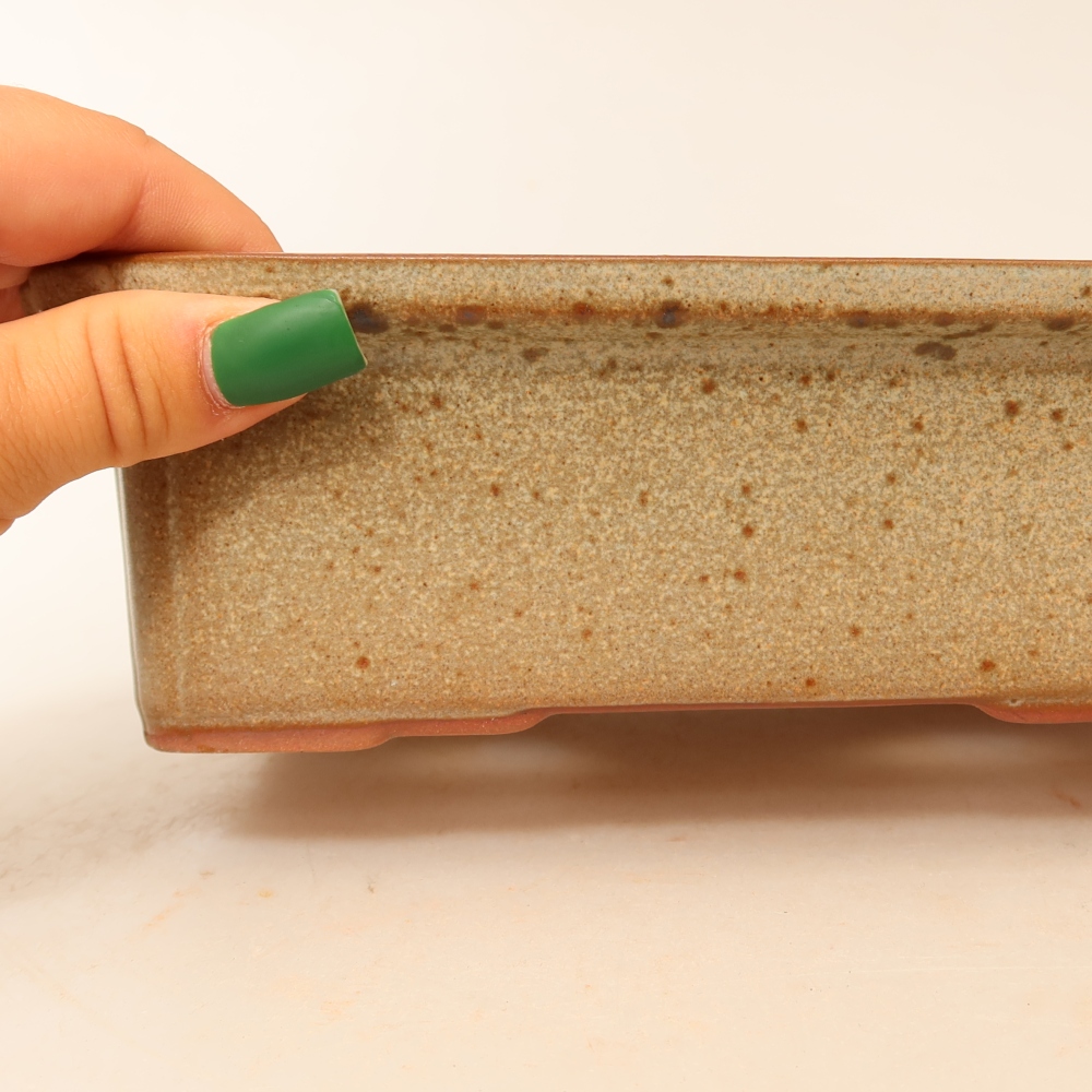 Keramische schaal  20 x 15,5 x 5,5 cm, kleur: beige