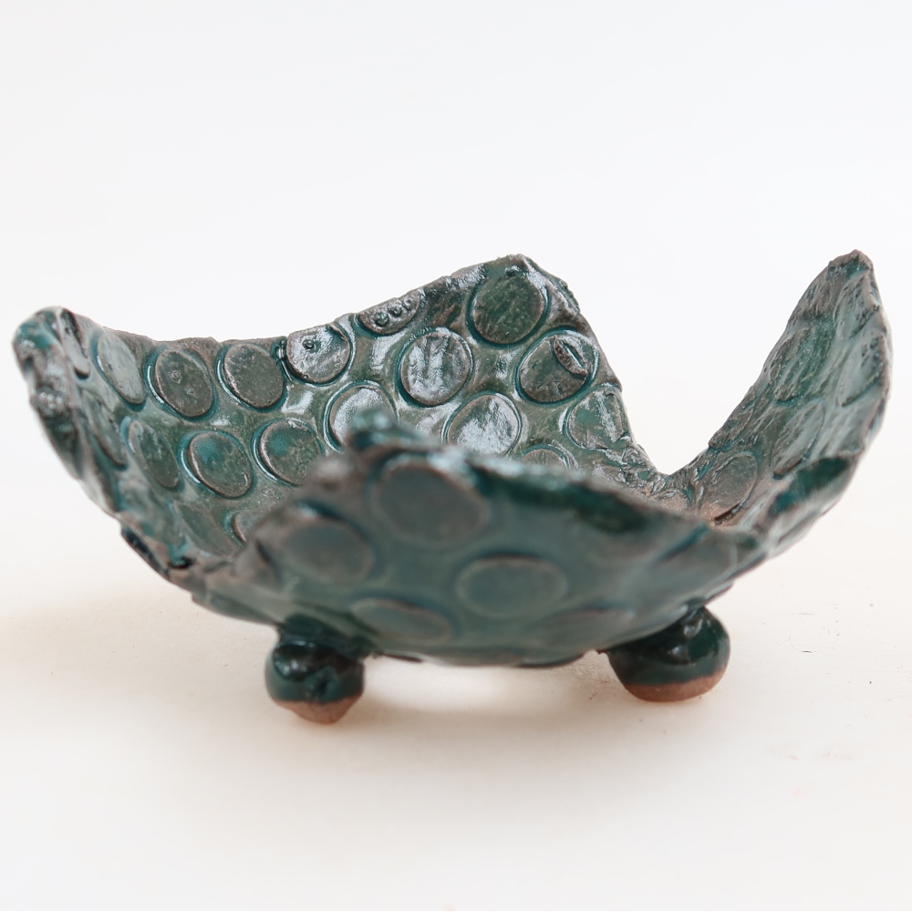 Keramische schaal  10 x 9 x 6 cm, kleur groen