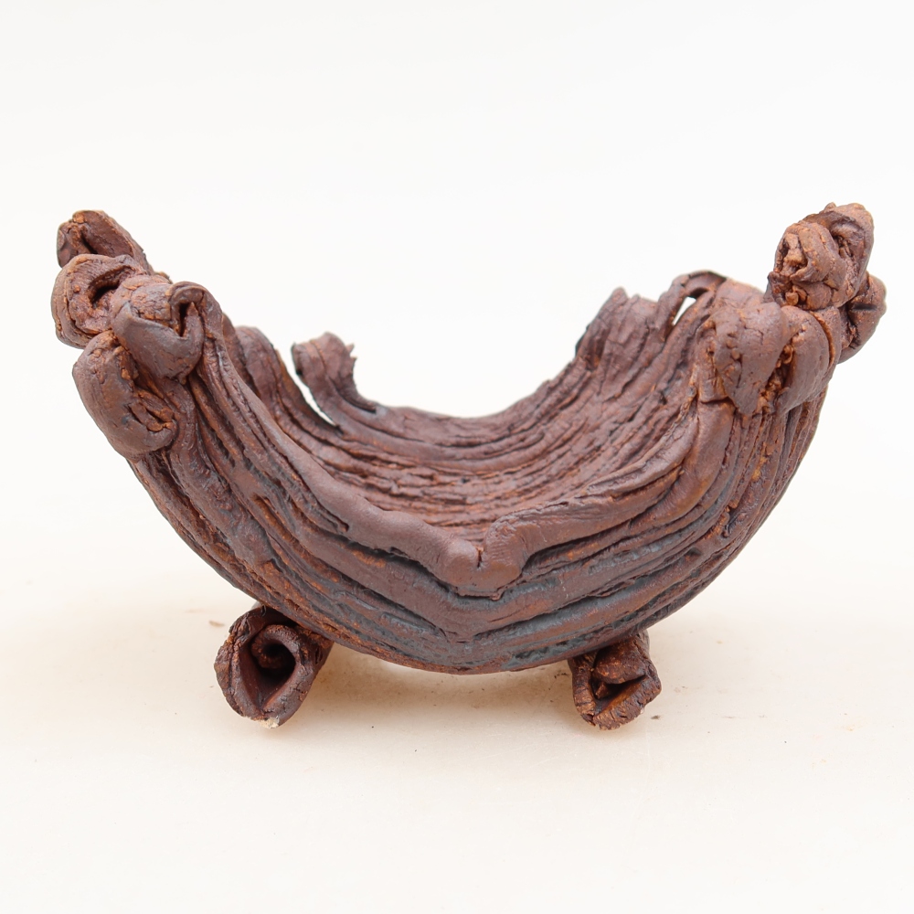 Keramische schaal  12 x 8 x 7 cm, kleur bruin