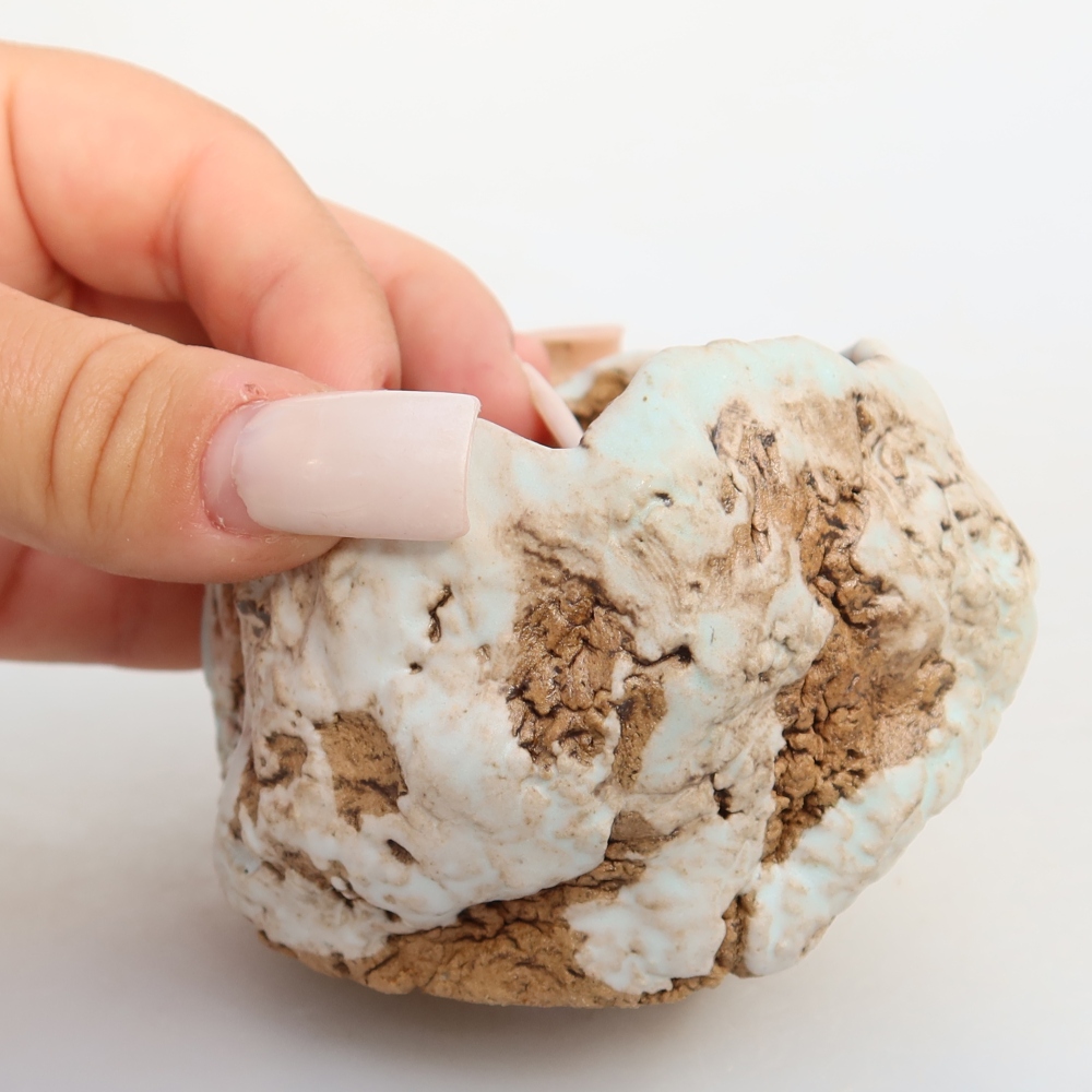 Keramische schaal  7 x 7 x 6 cm, kleur witbruin