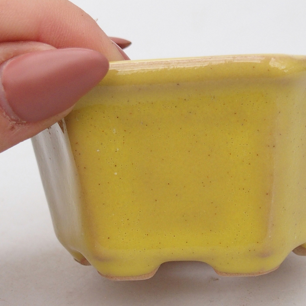 Bonsaischaal van keramiek 7,5 x 7 x 4 cm, geel