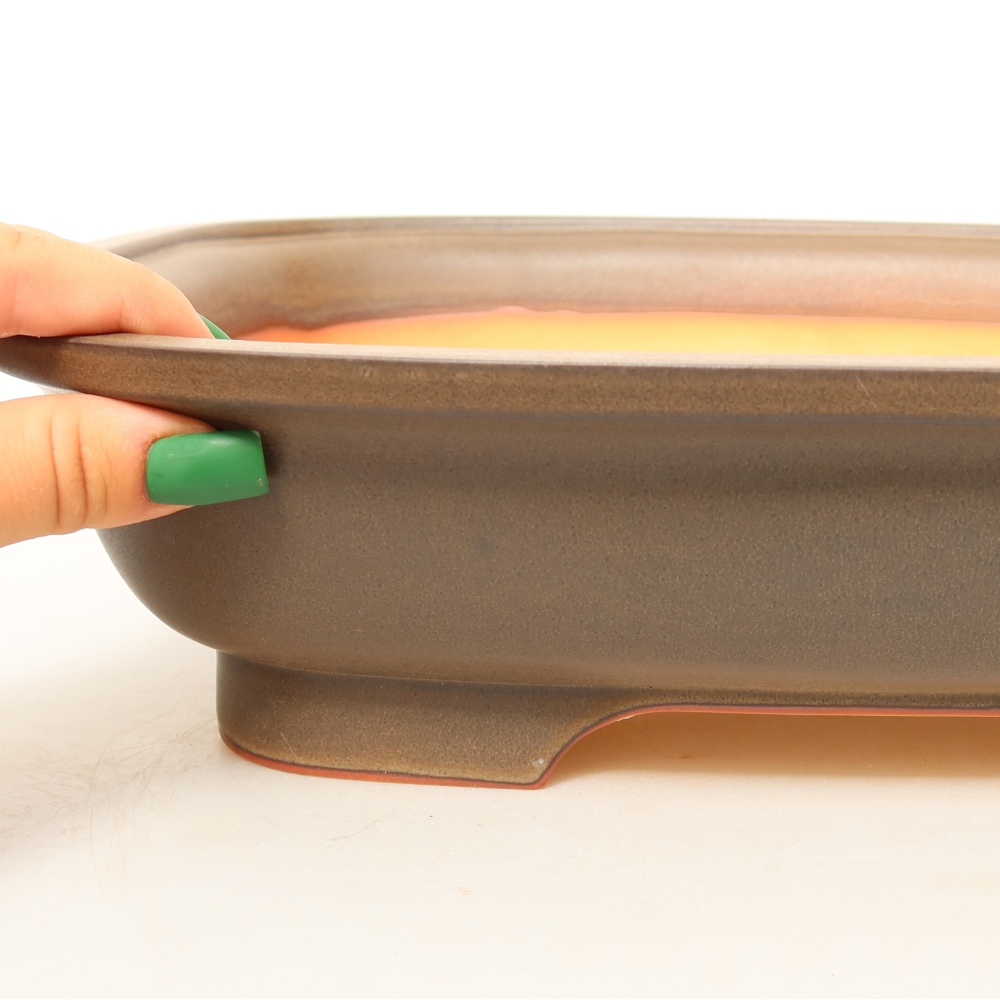 Keramische schaal  33 x 25 x 9,5 cm, kleur bruin
