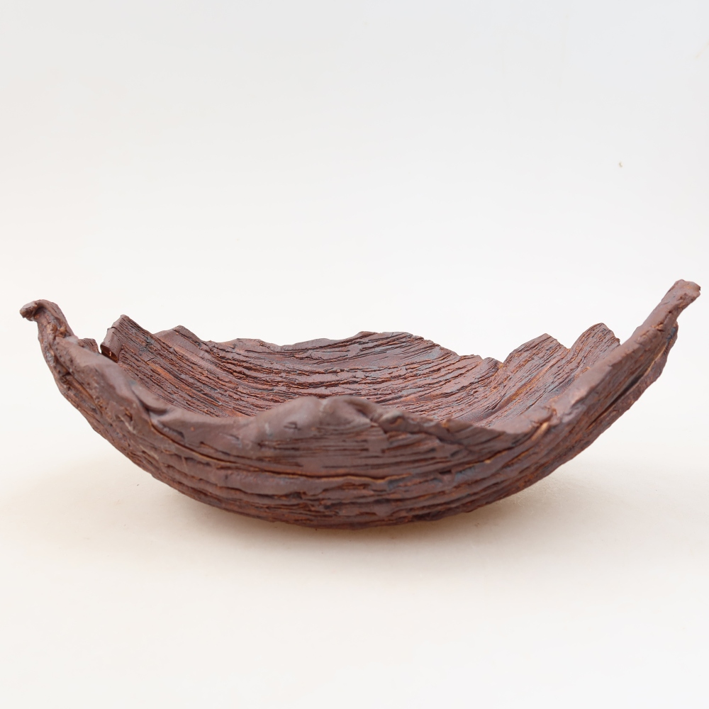 Keramische schaal  22,5 x 16 x 8 cm, kleur bruin