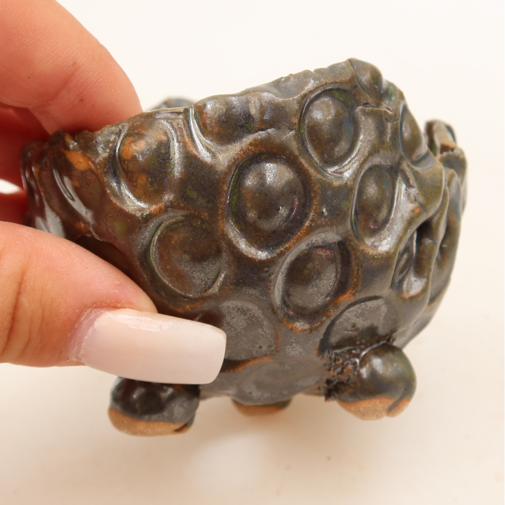 Keramische schaal  8,5 x 7,5 x 7 cm, kleur bruingroen
