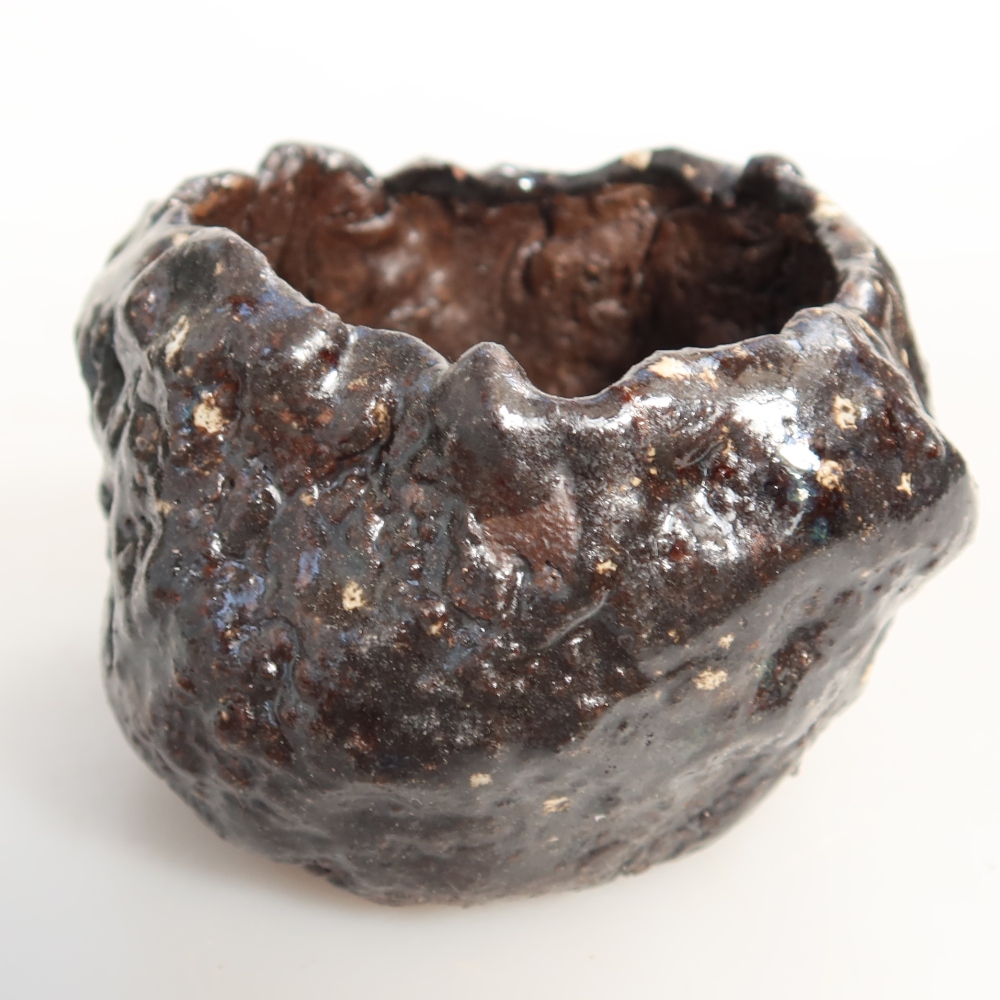 Keramische schaal  6,5 x 6,5 x 5,5 cm, kleur bruin