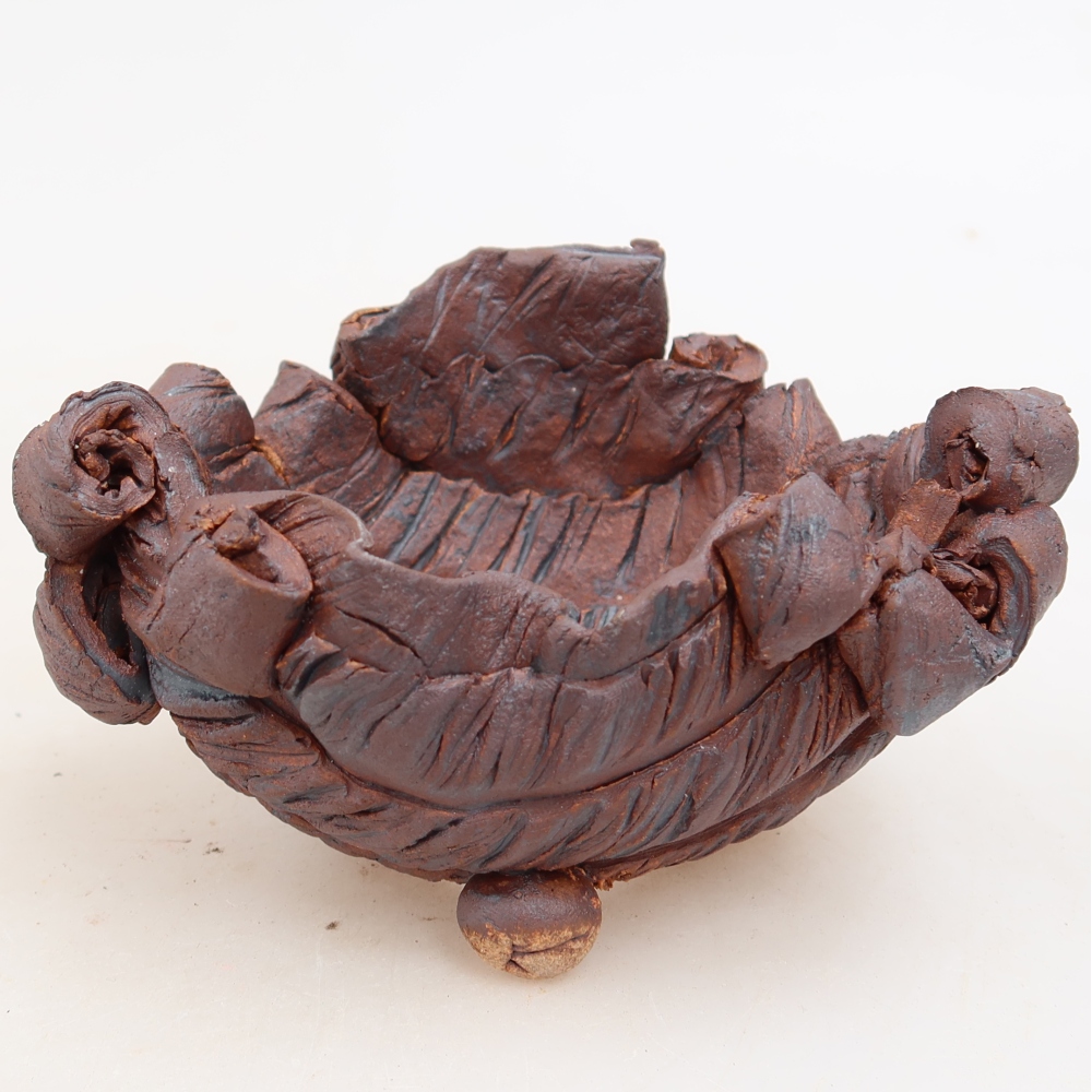Keramische schaal  11 x 8 x 6,5 cm, kleur bruin