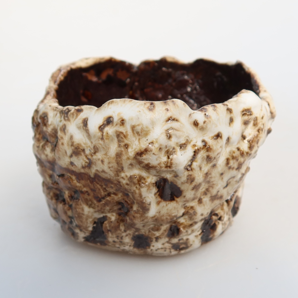 Keramische schaal  7,5 x 7,5 x 5 cm, kleur witbruin