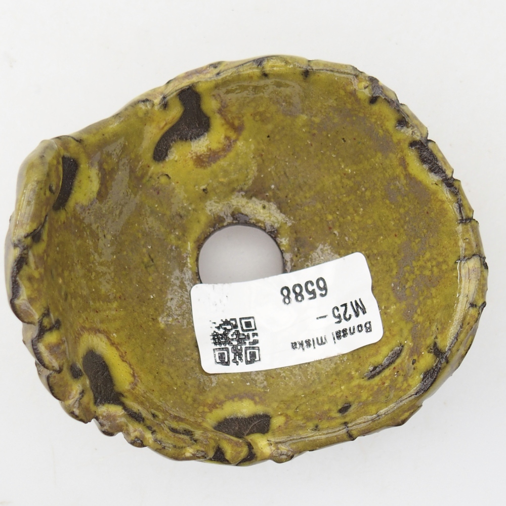 Schelp van keramiek 8,5 x 8 x 6 cm , geel