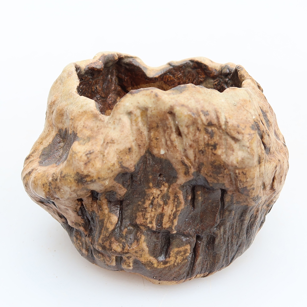 Keramische schaal  5,5 x 5,5 x 6 cm , kleur bruin