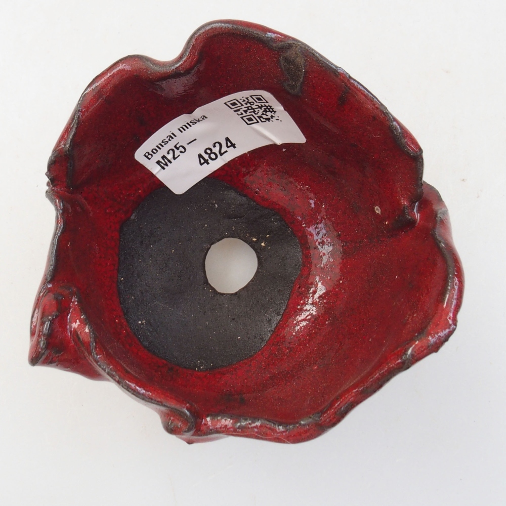 Keramische schaal 8,5 x 8 x 7 cm , kleur rood