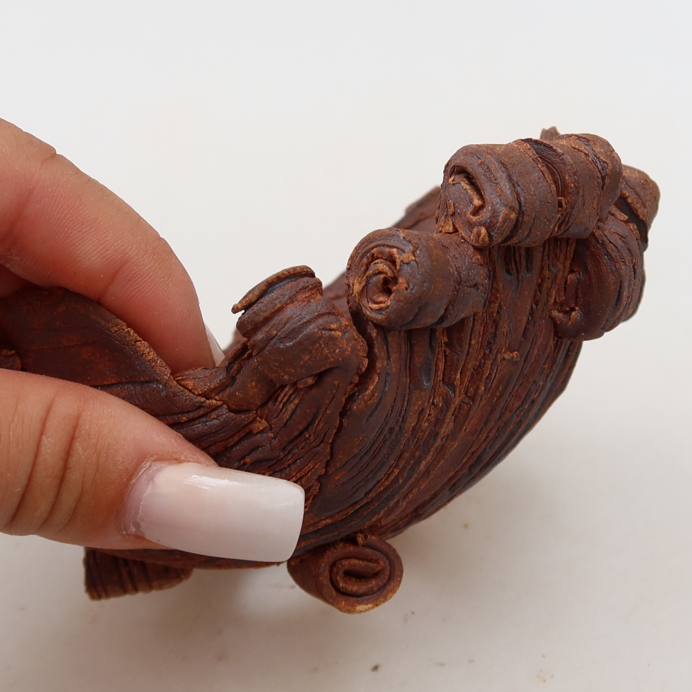 Keramische schaal  13,5 x 10,5 x 7 cm, kleur bruin