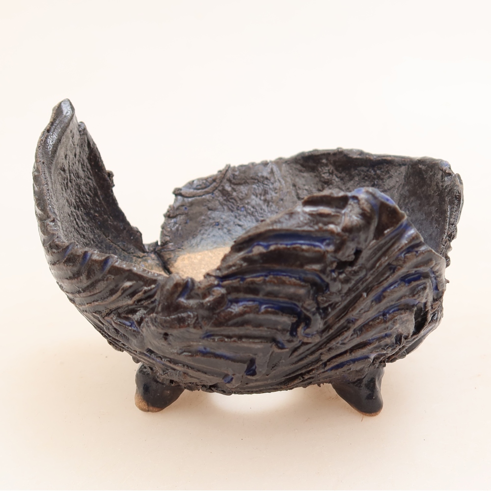 Keramische schaal  10 x 9,5 x 6,5 cm, kleur zwartblauw