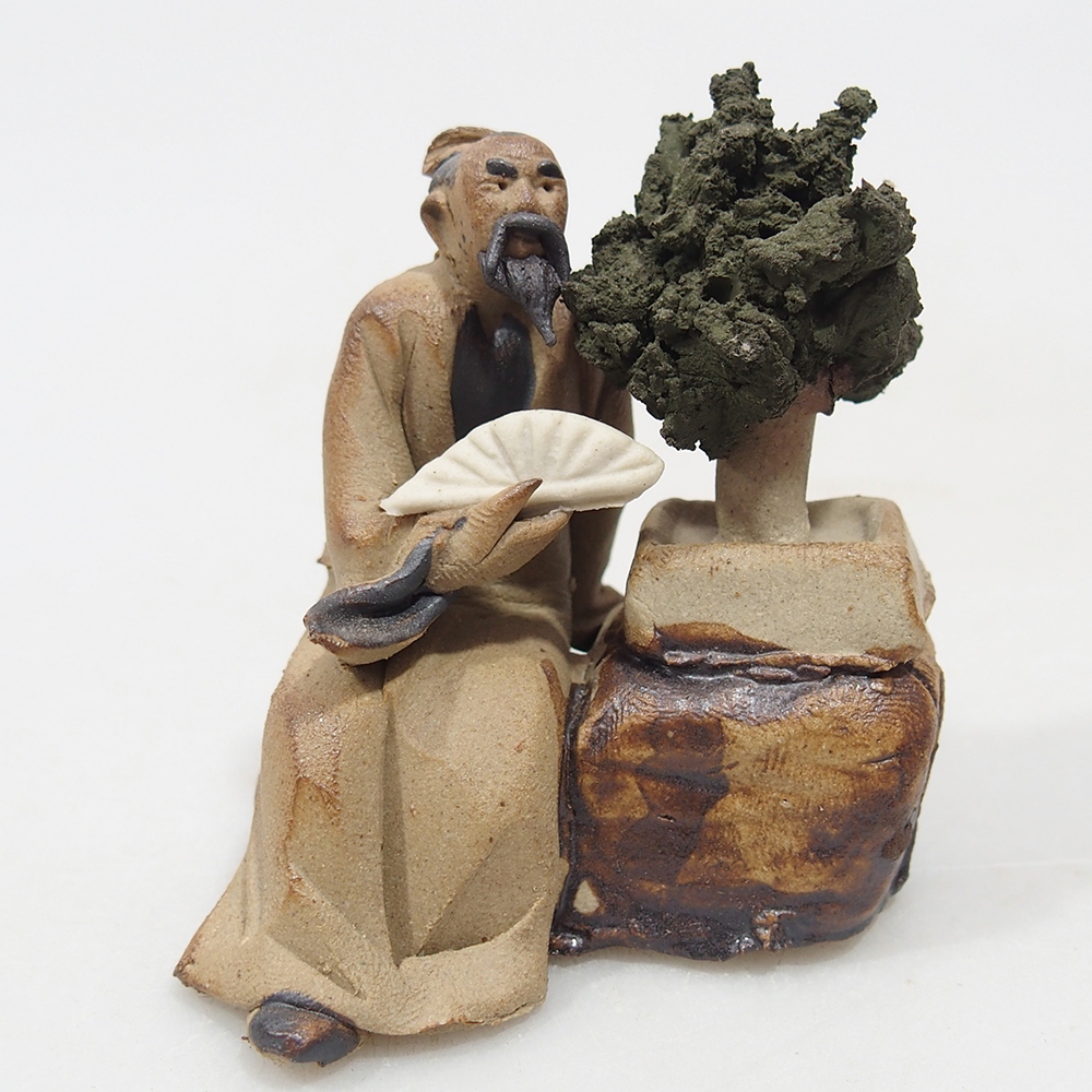 Keramisch beeldje - Bonsaiista