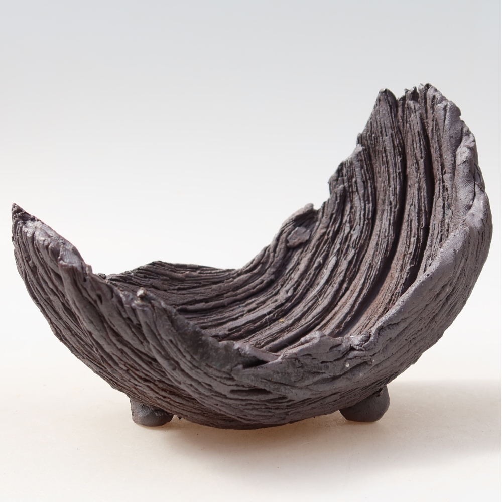 Keramische schaal  14,5 x 11 x 12 cm, kleur bruin
