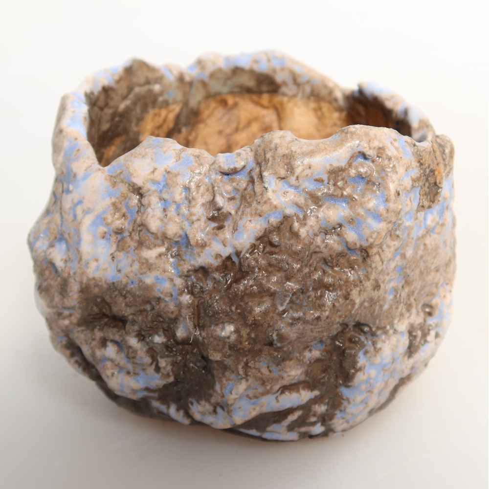 Keramische schaal  7 x 7 x 6 cm, kleur blauwbruin