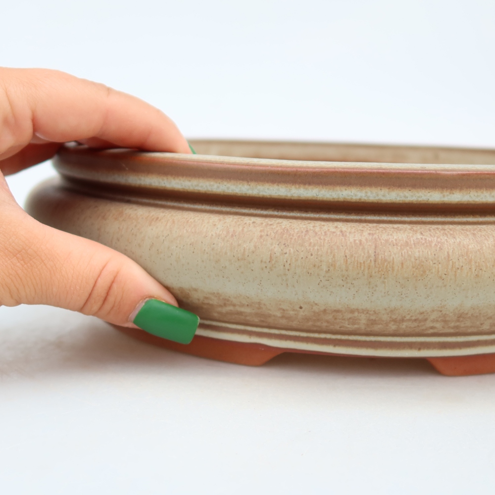 Keramische schaal  23 x 23 x 7 cm, kleur: beige