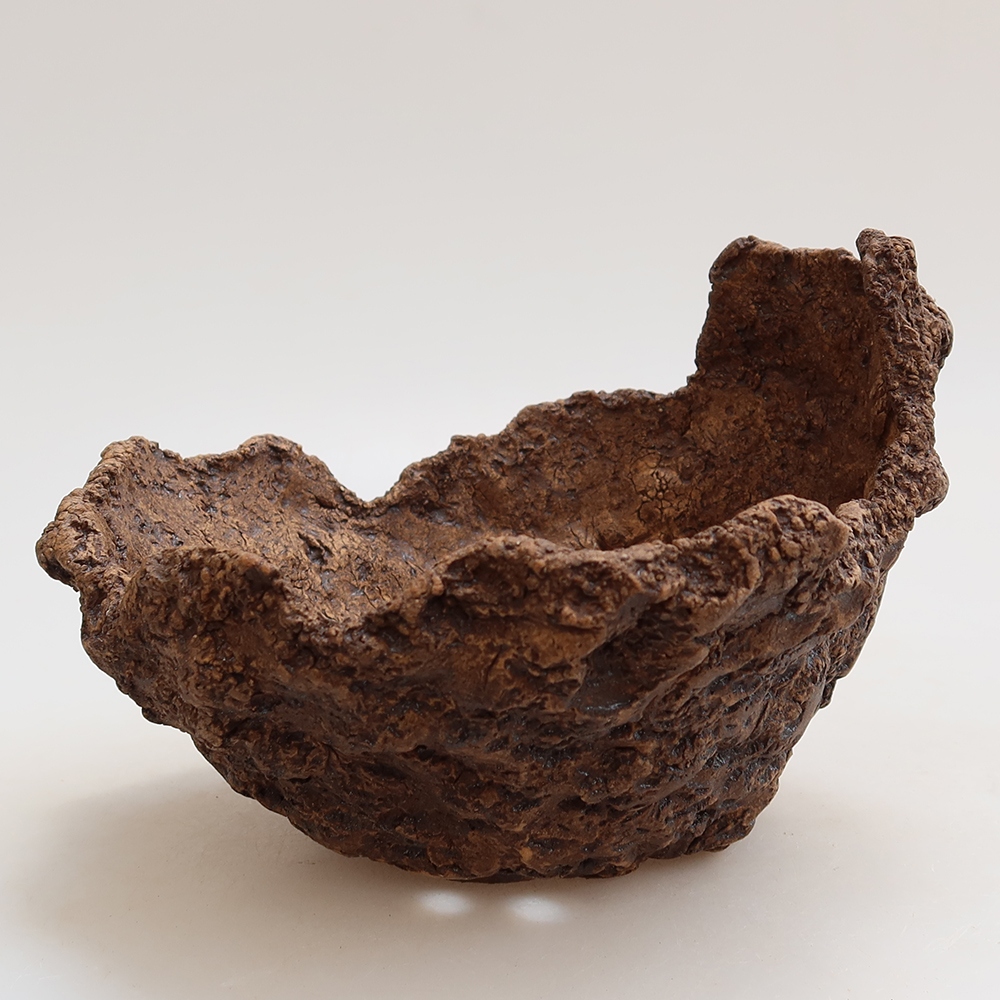 Keramische schaal 14,5 x 13 x 11,5 cm, kleur bruin