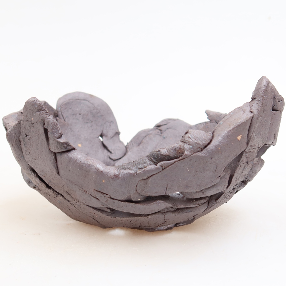 Keramische schaal  13,5 x 13,5 x 7 cm, metaalachtige kleur