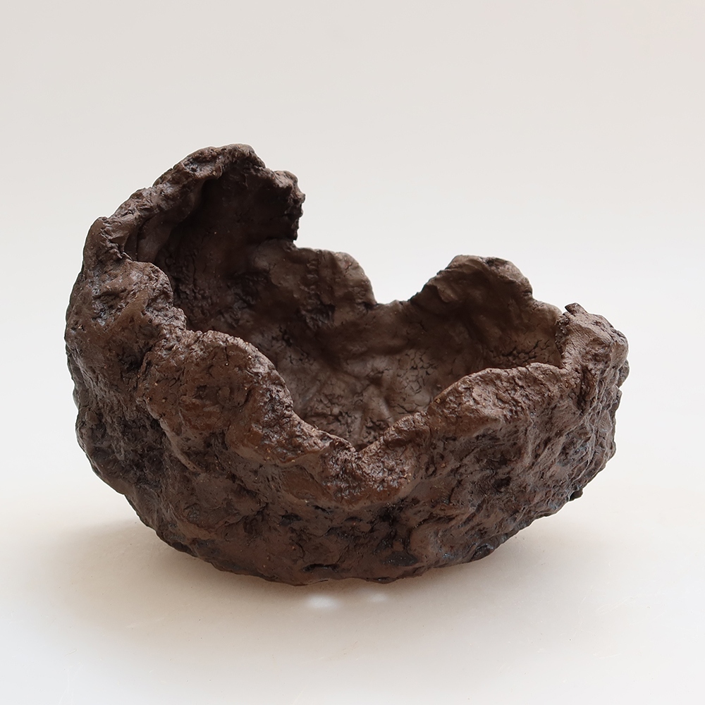 Keramische schaal 13,5 x 12 x 13 cm, kleur bruin