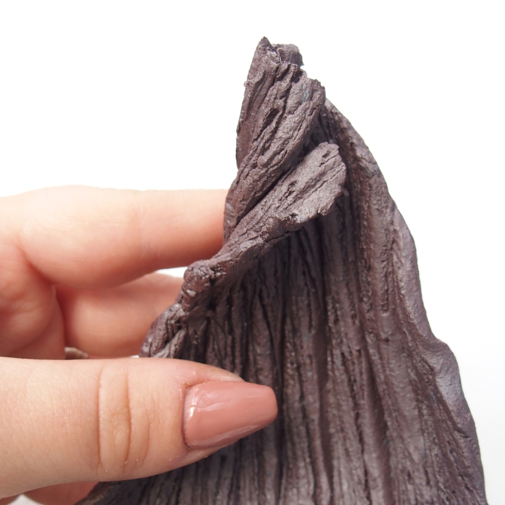 Keramische schaal 8,5 x 7,5 x 11,5 cm , metaalkleur