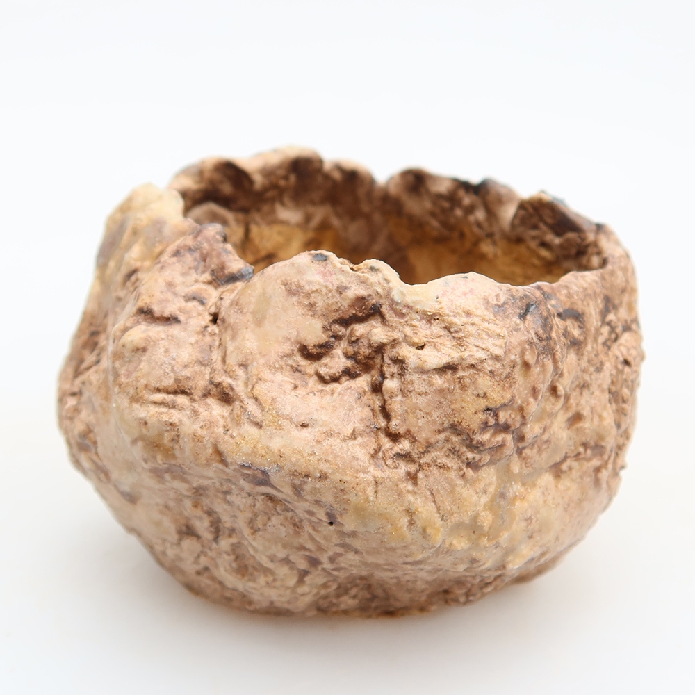 Keramische schaal  6 x 5,5 x 6 cm , kleur bruin