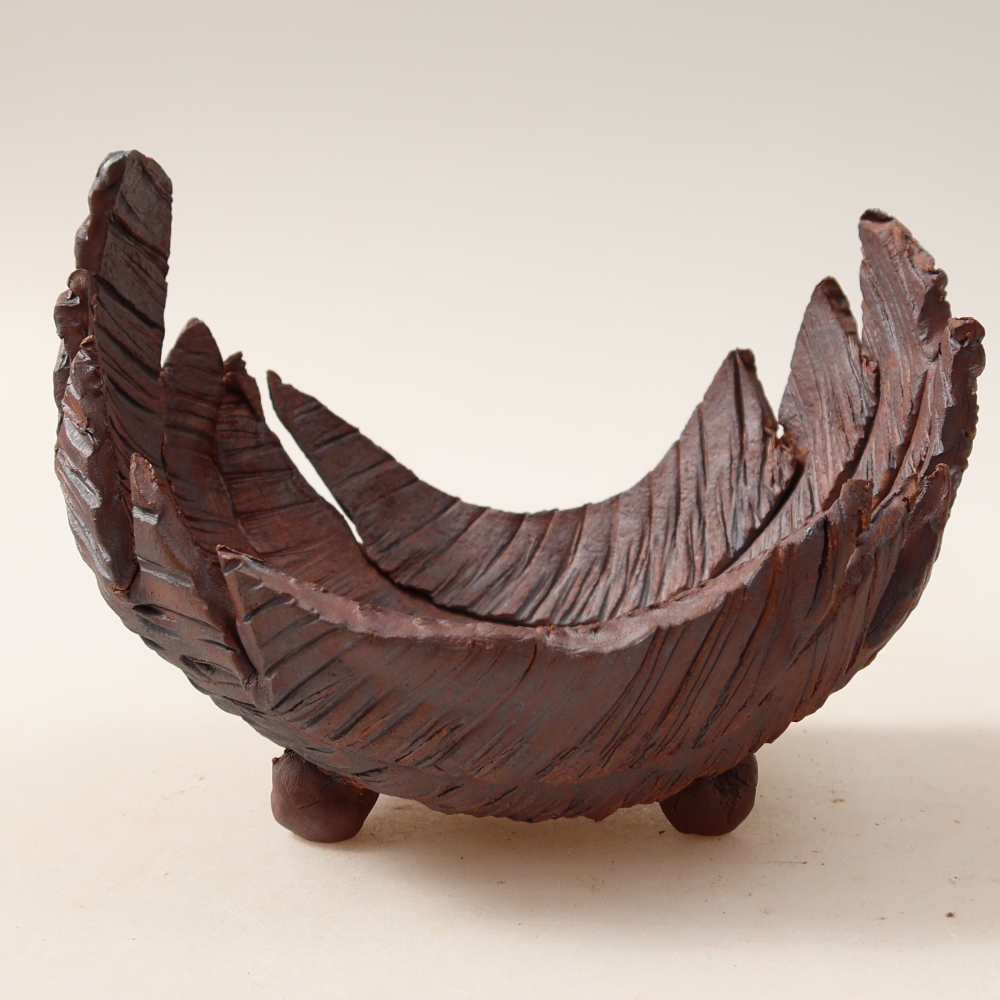 Keramische schaal  14,5 x 11 x 11 cm, kleur bruin