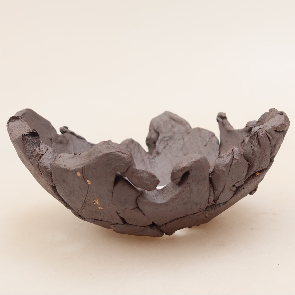 Keramische schaal  10,5 x 9,5 x 5 cm, metaalkleur
