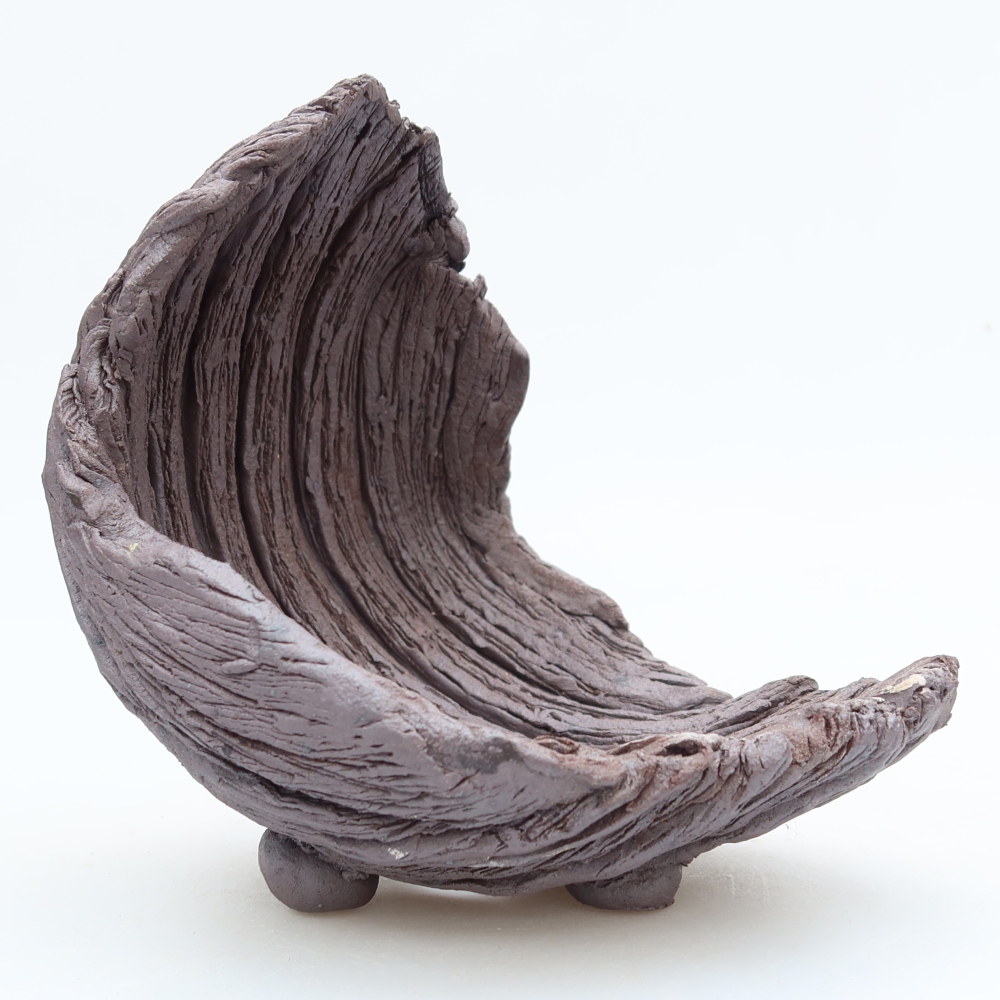 Keramische schaal  13,5 x 12,5 x 14 cm, kleur bruin